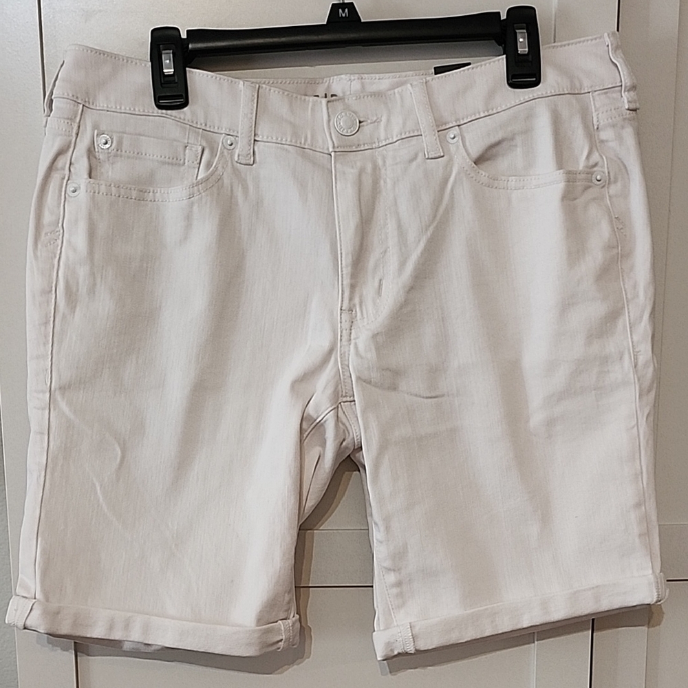 Torrid White Jean Shorts Classic Summer Style